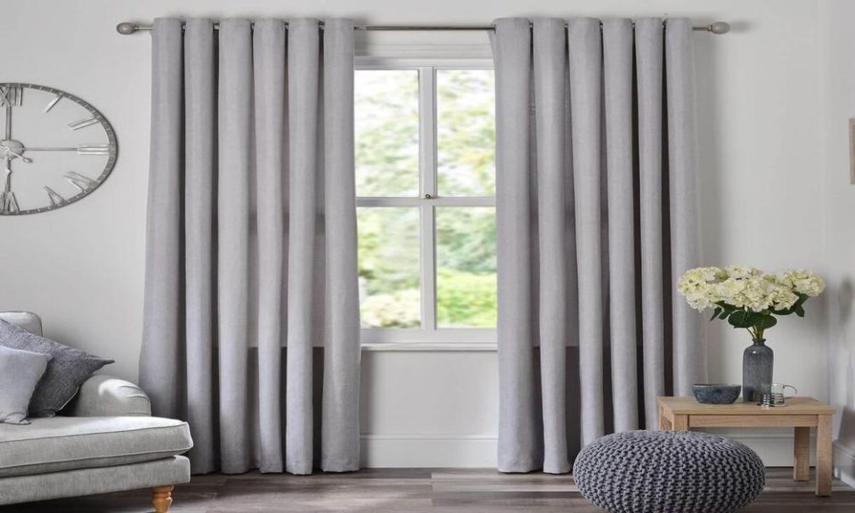 Beneficial Installation of Eyelet Curtains